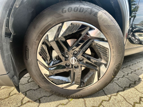 thumb-undefined