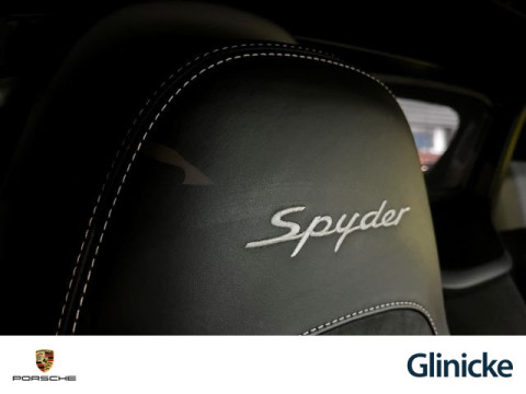 Porsche - 718 Spyder