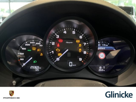 Porsche - 718 Spyder