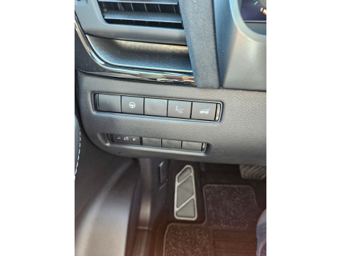 thumb-undefined