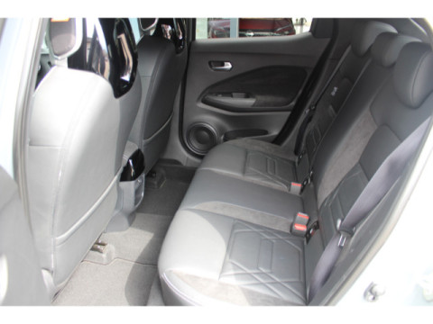 thumb-undefined