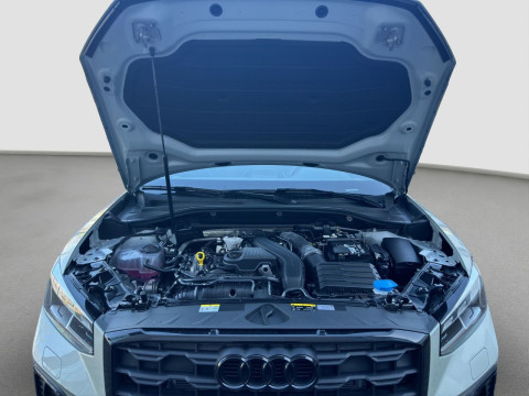 Audi - Q2