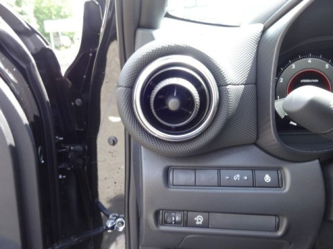 thumb-undefined