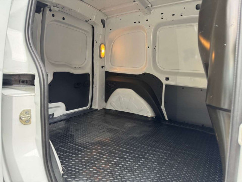 Ansicht 11 - Gebrauchtwagen Fahrzeug, Modell NV250 der Marke Nissan von Verkäufer Autohaus Priller – Zweigniederlassung der Autohaus MKM Huber GmbH