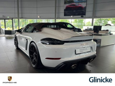 Porsche - 718 Spyder