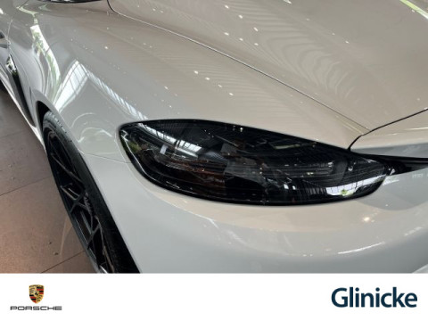 Porsche - 718 Spyder