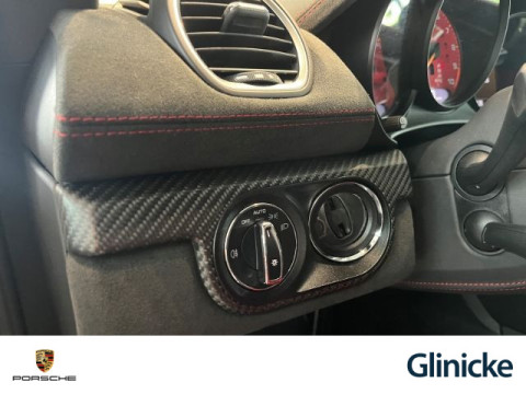 Porsche - 718 Spyder