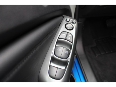 thumb-undefined