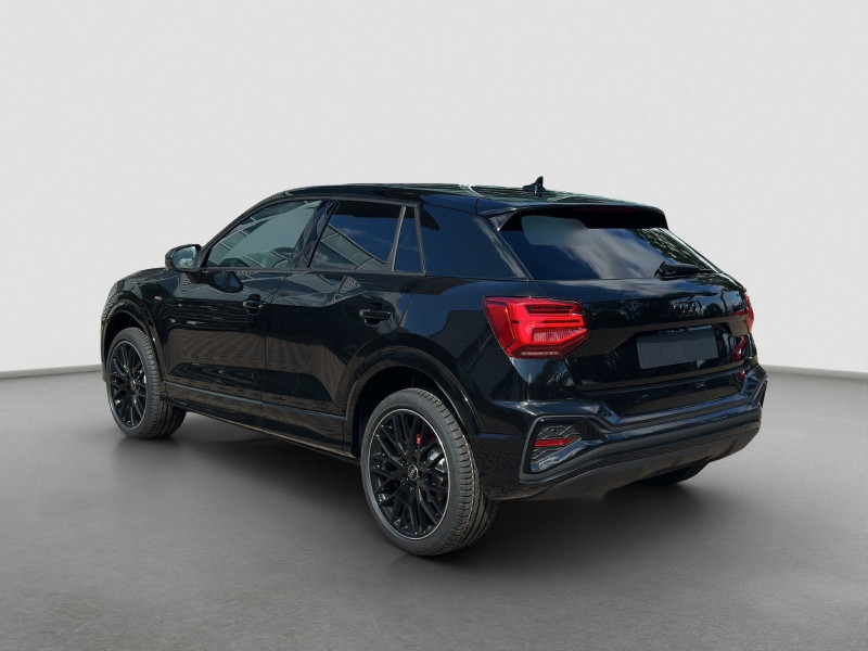 Audi - Q2