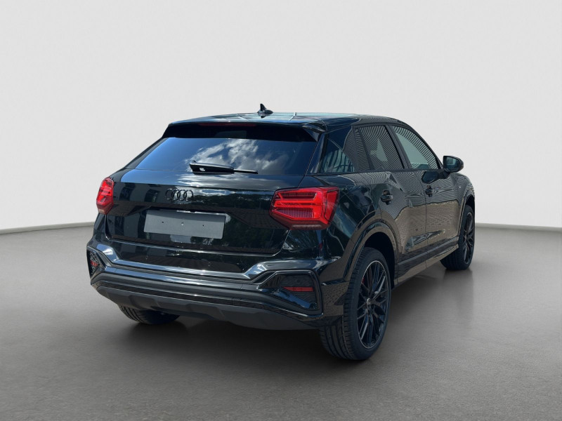 Audi - Q2
