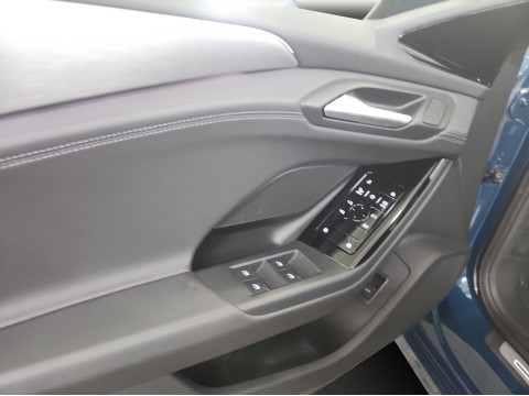 Audi - A6 Avant e-tron