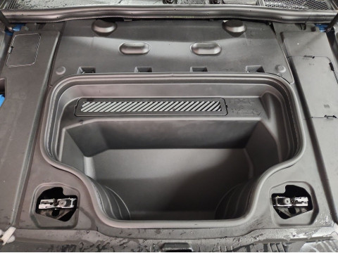 Audi - A6 Avant e-tron