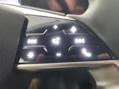 Audi - A6 Avant e-tron