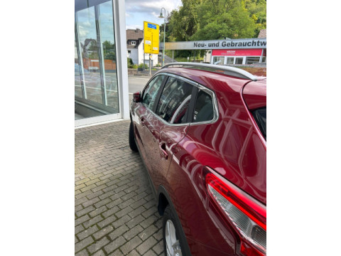 thumb-undefined