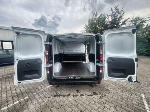 Ansicht 9 - Gebrauchtwagen Fahrzeug, Modell Primastar der Marke Nissan von Verkäufer Mattern GmbH