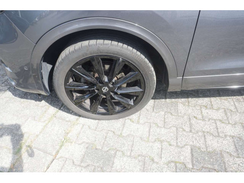 thumb-undefined