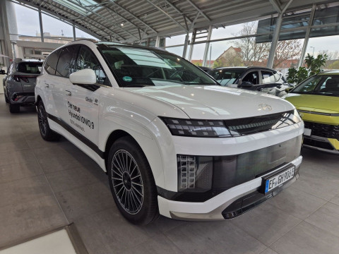 Hyundai IONIQ 9 - IONIQ 9 6-Sitzer Allrad UNIQ*PanoramaGlasSchiebedach*SwivelPaket