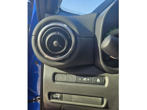 thumb-undefined