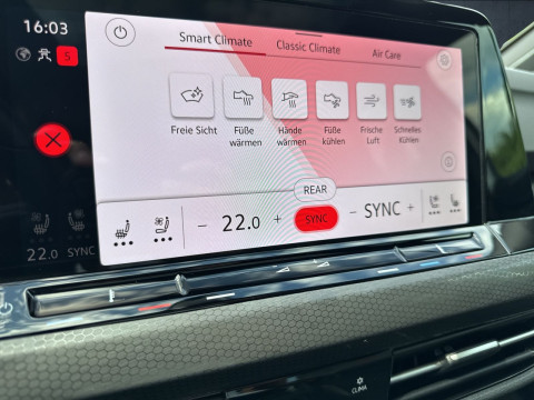 Volkswagen - Golf GTI