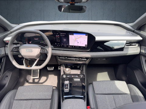 Audi - Q6 Sportback e-tron