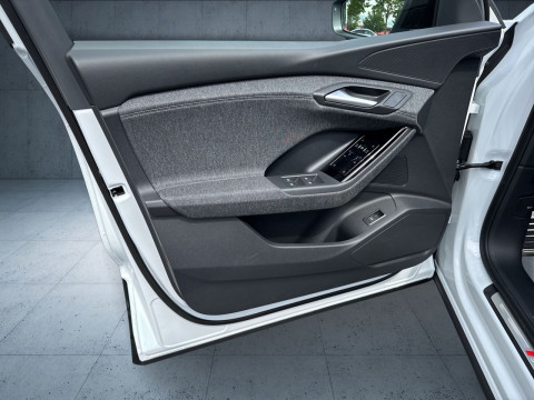 Audi - Q6 Sportback e-tron