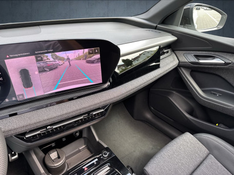 Audi - Q6 Sportback e-tron