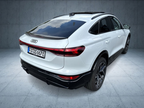 Audi - Q6 Sportback e-tron