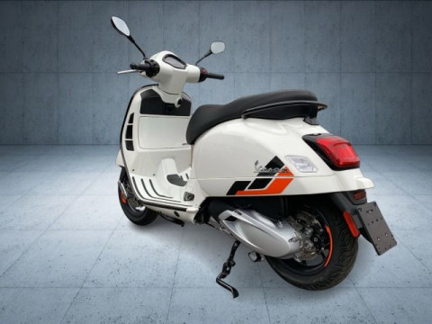 Vespa GTS - Vespa GTS 125 Suppersport