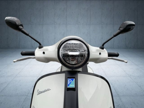 Vespa - GTS