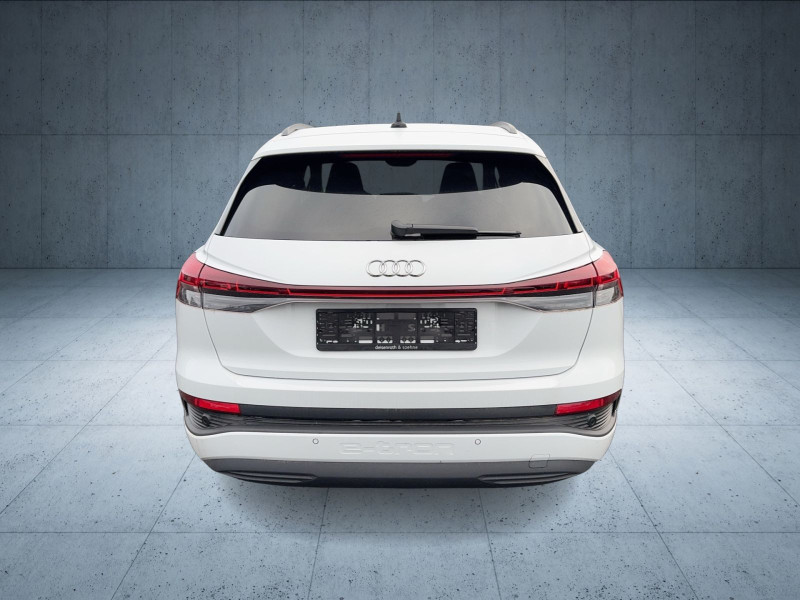 Audi - Q4 e-tron