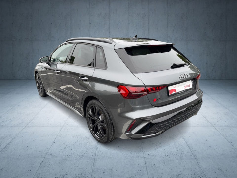 Audi A3 Sportback - A3 Sportback S line 35 TFSI LED/Nav/18"/Busienss/Assist