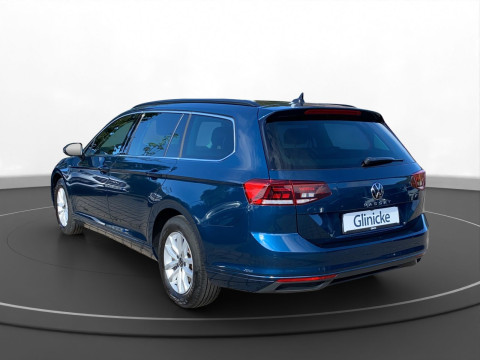 Volkswagen - Passat Variant