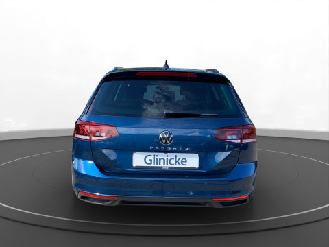 Volkswagen - Passat Variant