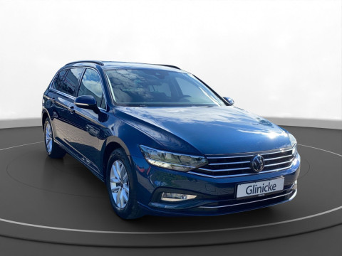 Volkswagen - Passat Variant