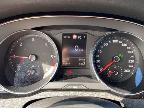 Volkswagen - Passat Variant