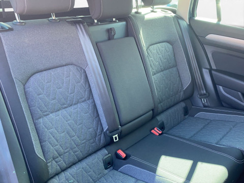 Volkswagen - Passat Variant