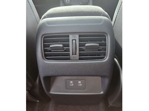 thumb-undefined
