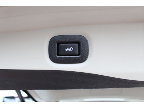 thumb-undefined