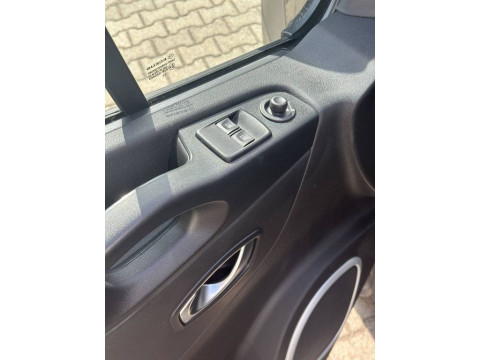 thumb-undefined
