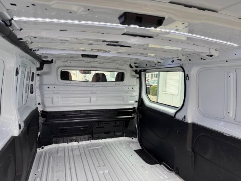 Ansicht 12 - Gebrauchtwagen Fahrzeug, Modell Primastar der Marke Nissan von Verkäufer Autohaus Martin Wurst GmbH Kirchheim