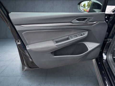 Volkswagen - Golf GTI