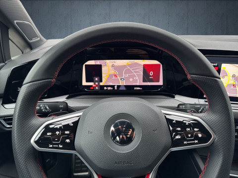 Volkswagen - Golf GTI