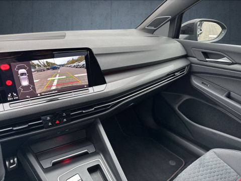 Volkswagen - Golf GTI