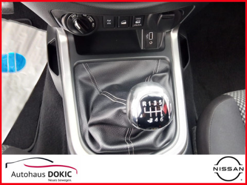 thumb-undefined