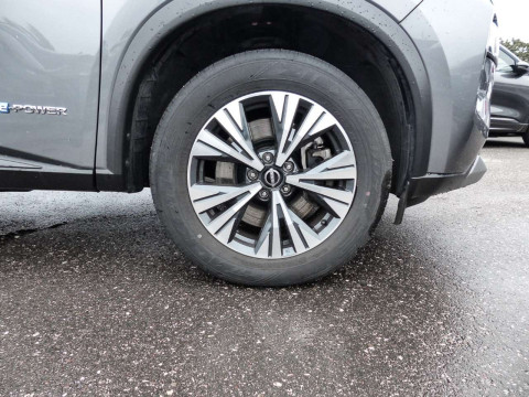 Ansicht 3 - Gebrauchtwagen Fahrzeug, Modell X-Trail der Marke Nissan von Verkäufer Moll Automobile GmbH & Co KG