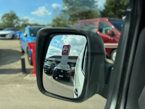 Ansicht 18 - Gebrauchtwagen Fahrzeug, Modell Primastar der Marke Nissan von Verkäufer Autohaus Heinrich GmbH