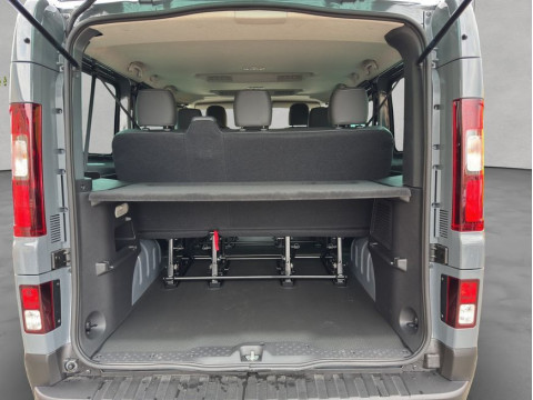 Ansicht 4 - Gebrauchtwagen Fahrzeug, Modell Primastar der Marke Nissan von Verkäufer Autohaus Hessengarage GmbH