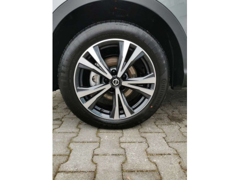 thumb-undefined