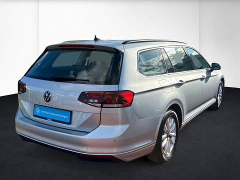 Volkswagen Passat Variant - Passat Variant Business 2.0 TDI DSG AHK+ACC+Navi+Rückfahrk.+SHZ+LED