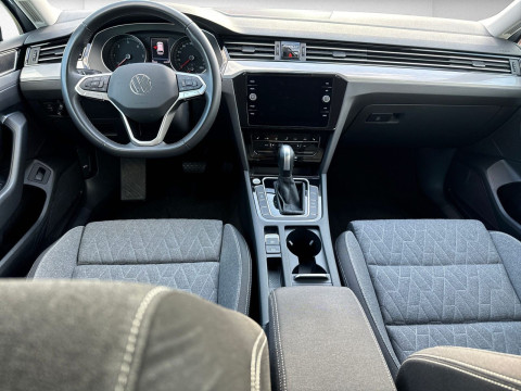 Volkswagen - Passat Variant